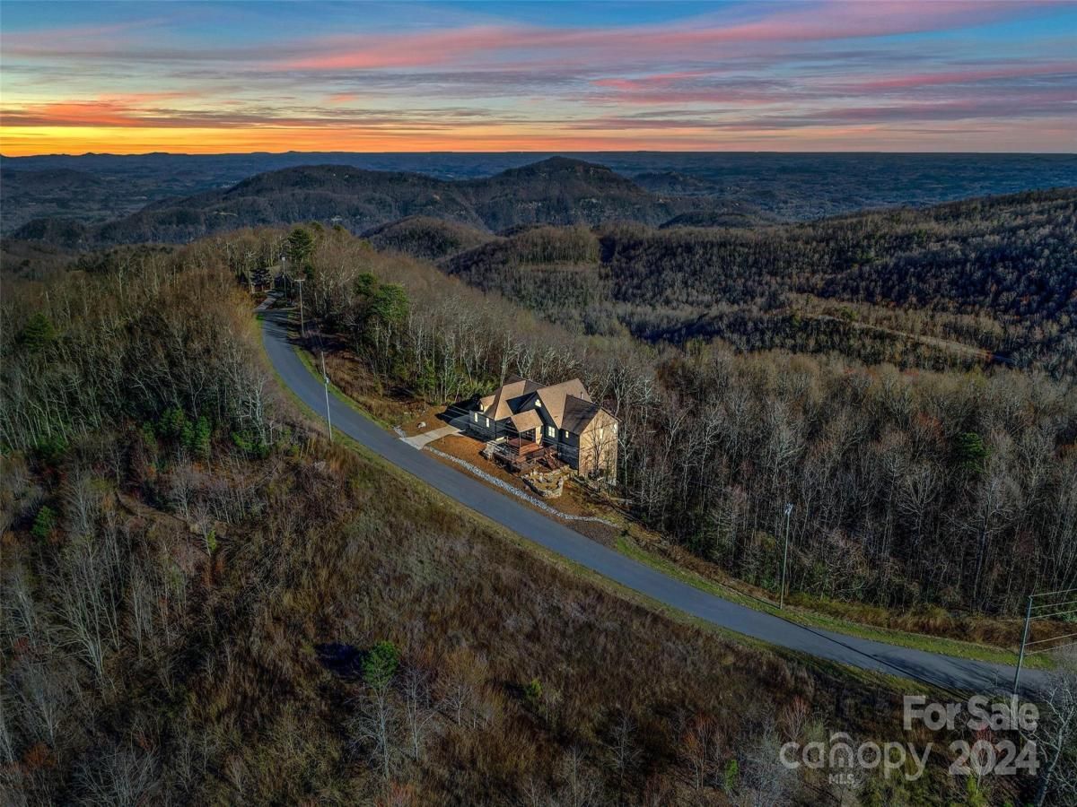 239 Fern Loop Lake Lure NC 28746 MLS CAR4143694