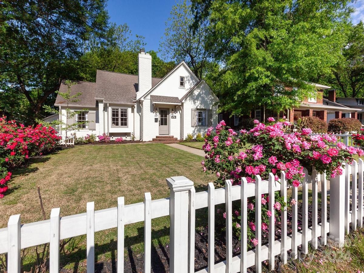 3529 Selwyn Farms Lane Charlotte NC 28209 MLS CAR4131085