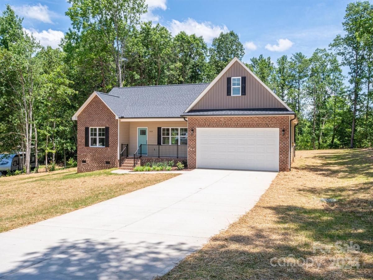 1519 Angela Court Lincolnton NC 28092 MLS #CAR4153216 1519 Angela Court Lincolnton NC 28092 MLS #CAR4153216