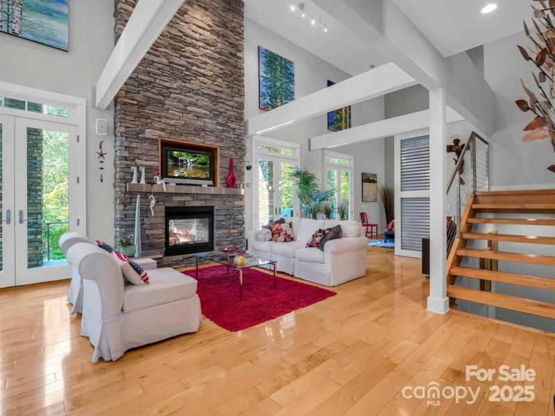 MLS #CAR4245504 img 0