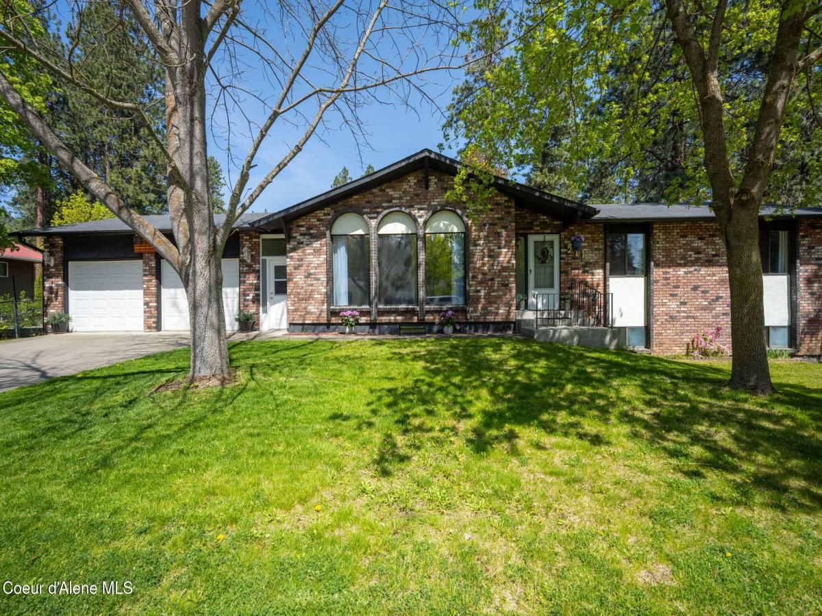 MLS #25-4222 img 0