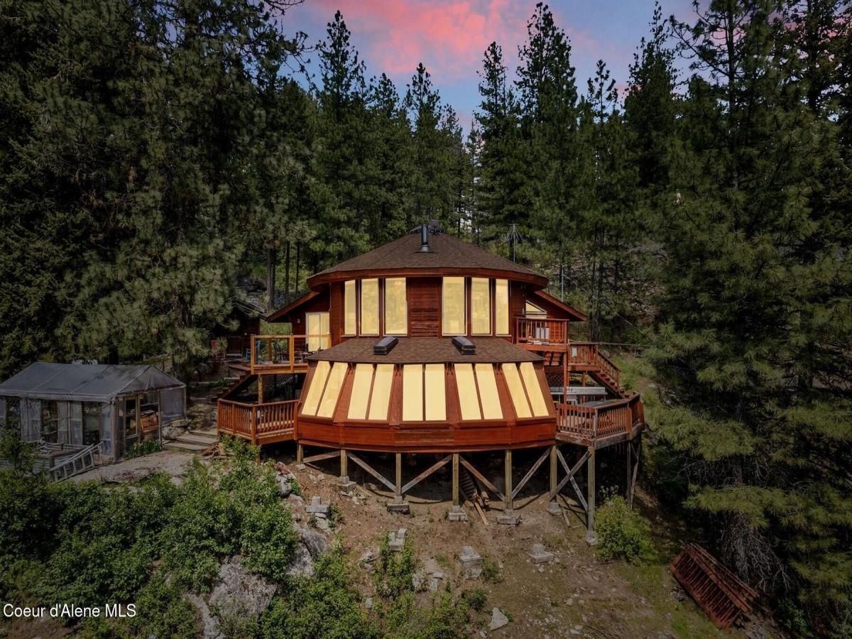 MLS #25-4510 img 0