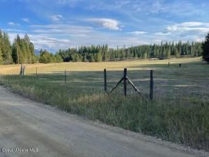 MLS #25-4904 img 0