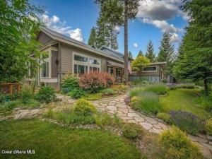 MLS #25-8387 img 0