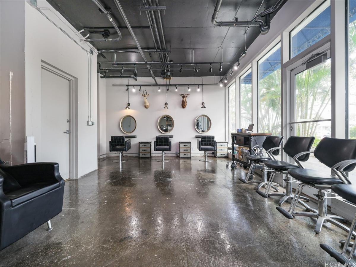 MLS #202510285 img 0