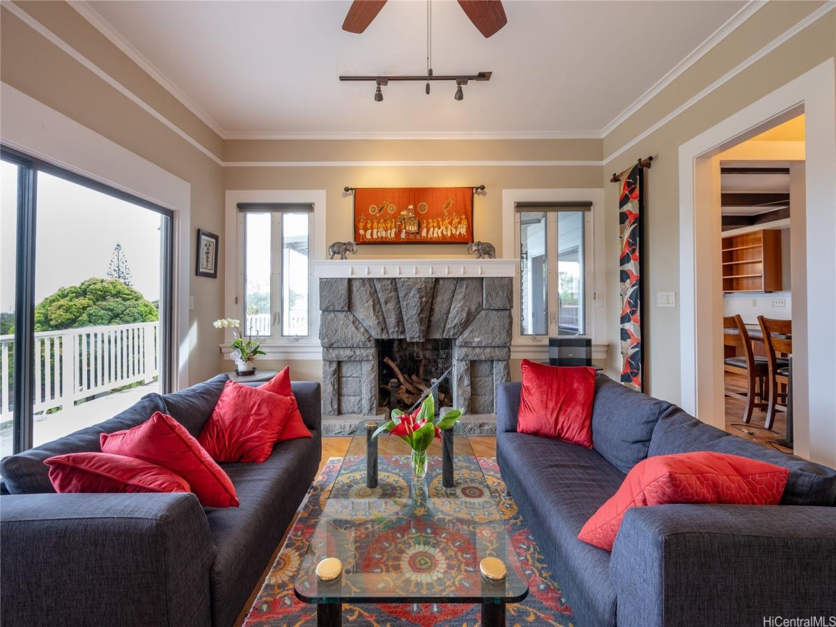 MLS #202516860 img 0