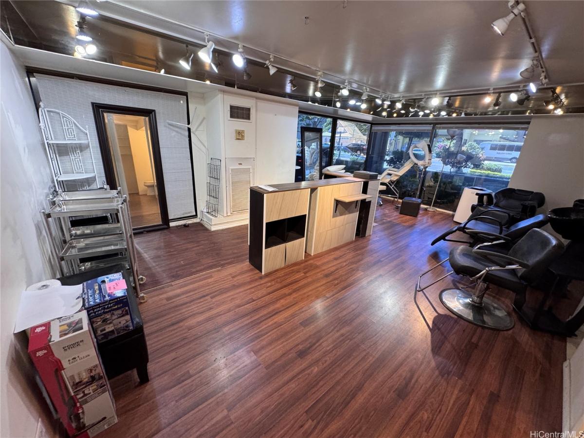 MLS #202520159 img 0