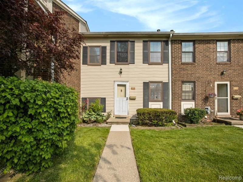 MLS #20250037235 img 0