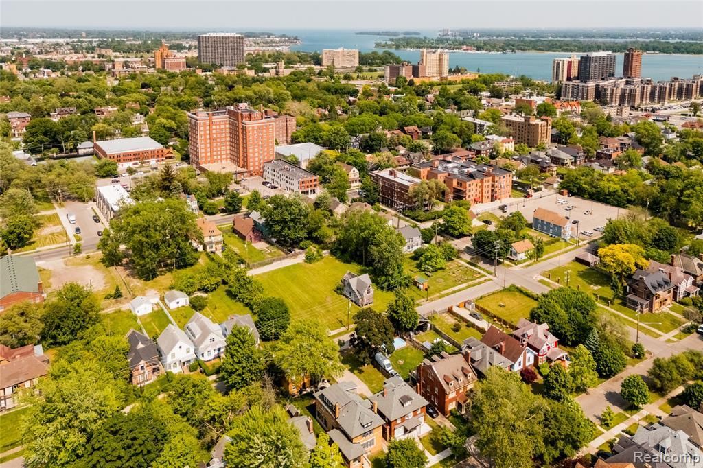 MLS #20251017614 img 0