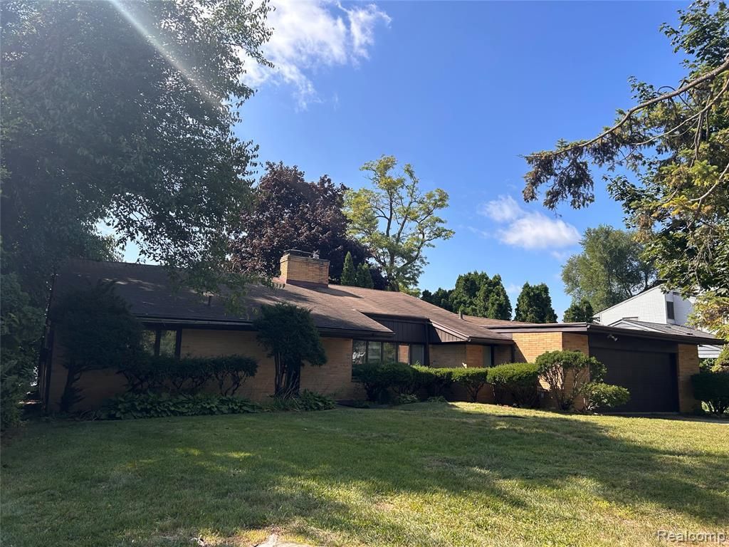 MLS #20251034152 img 0