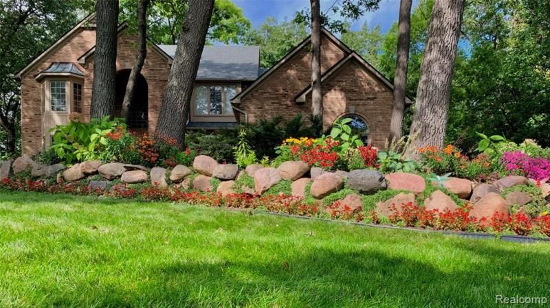 MLS #20251037159 img 0