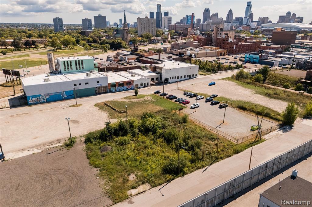 MLS #20251037832 img 0