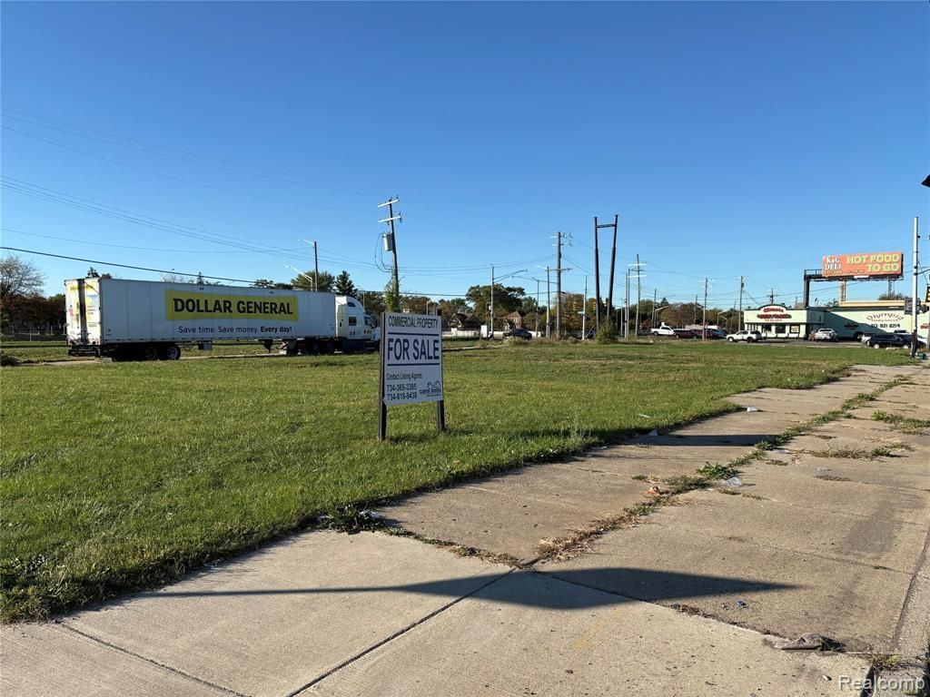 MLS #20251048078 img 0