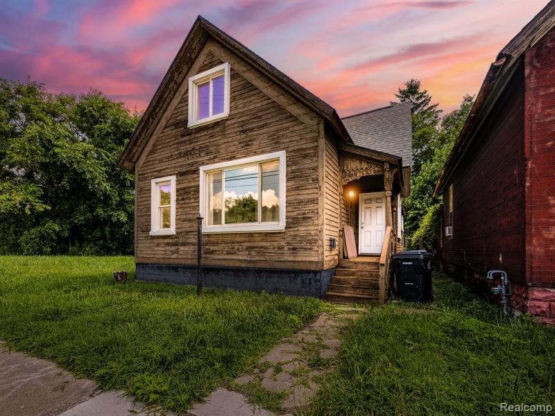 MLS #20251051037 img 0