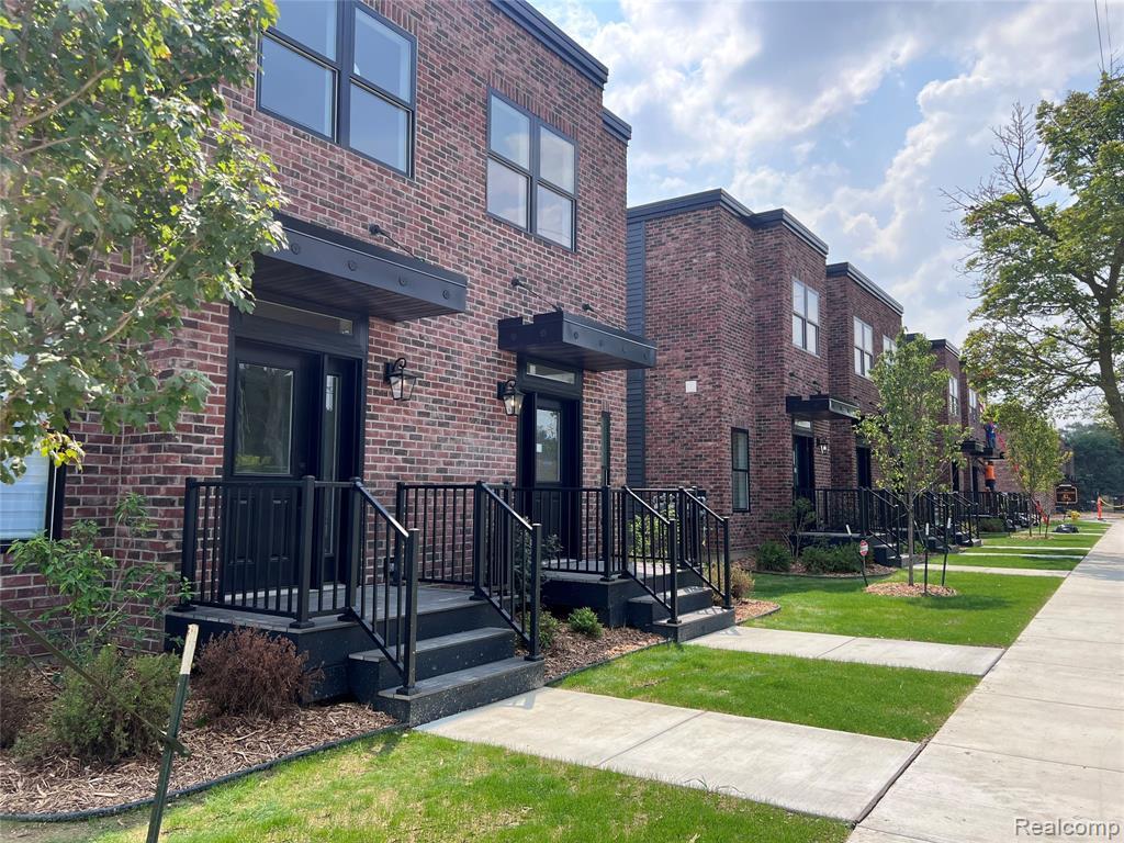 MLS #20251058361 img 0