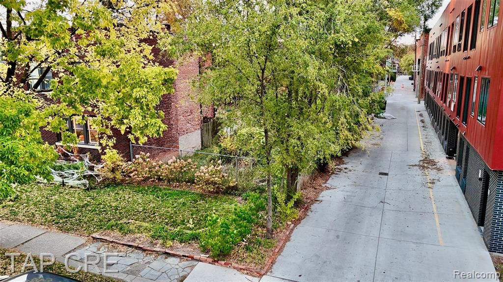 MLS #20251062321 img 0