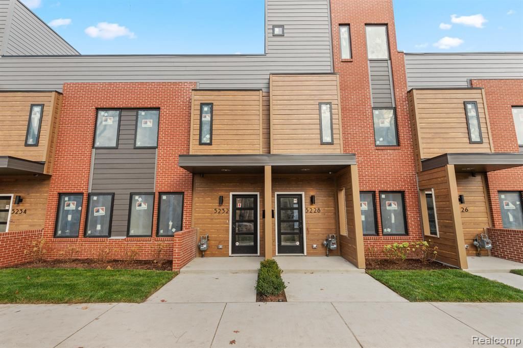 MLS #20261014494 img 0