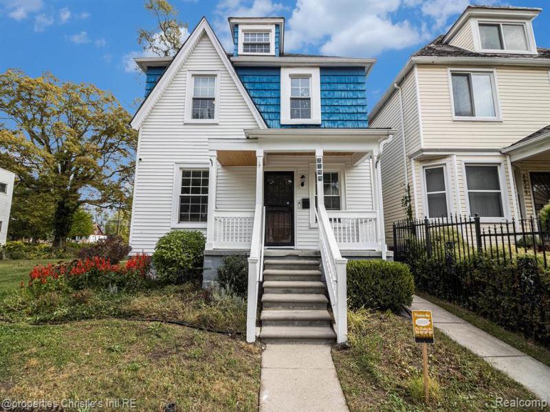 MLS #20261024542 img 0