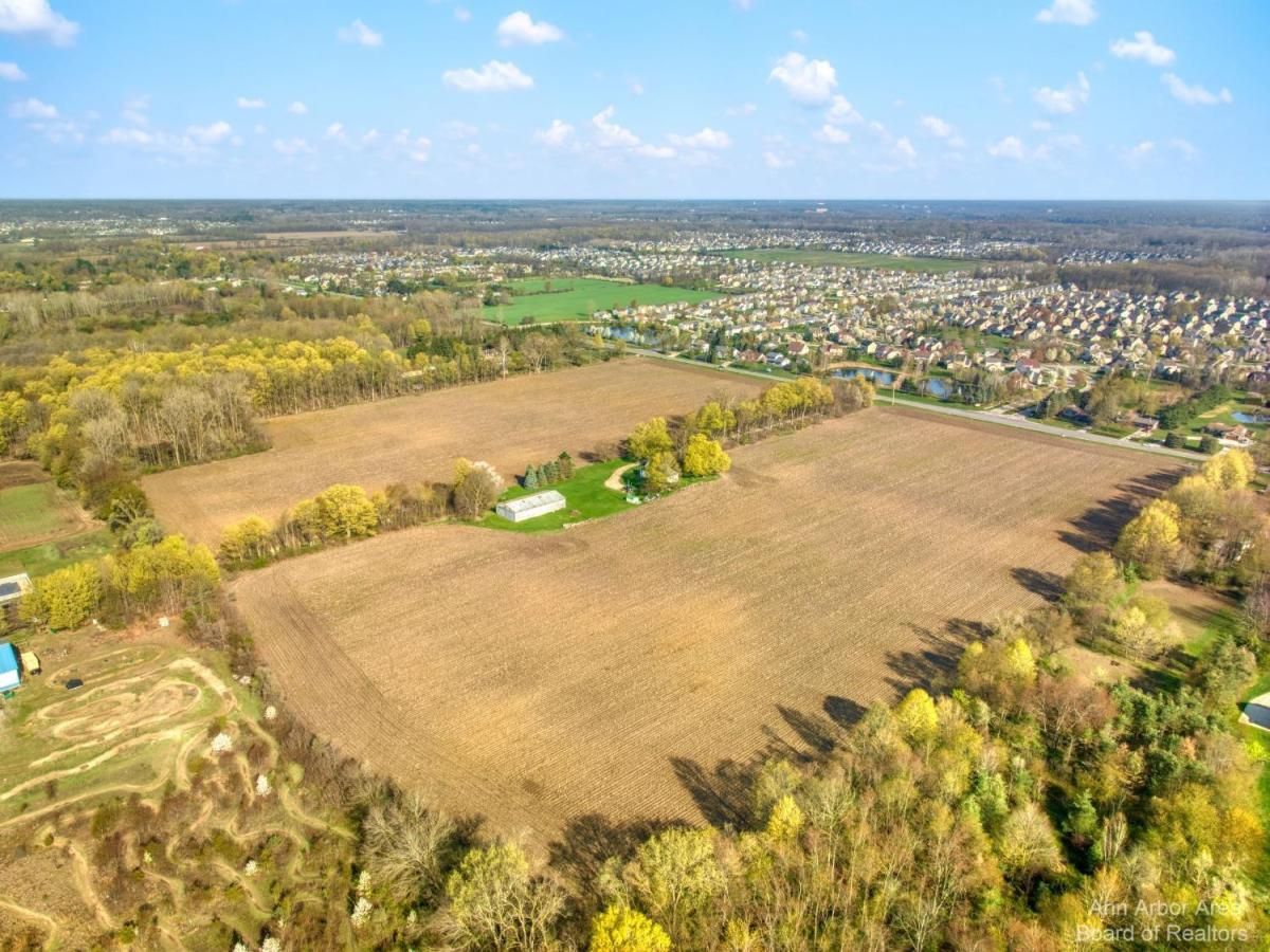 MLS #23126915 img 17