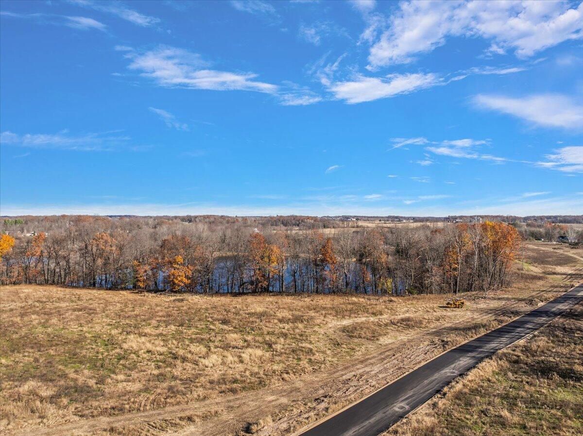 MLS #25012400 img 0