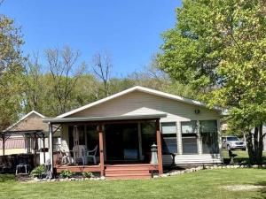MLS #25021929 img 0