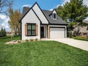 MLS #25023862 img 0