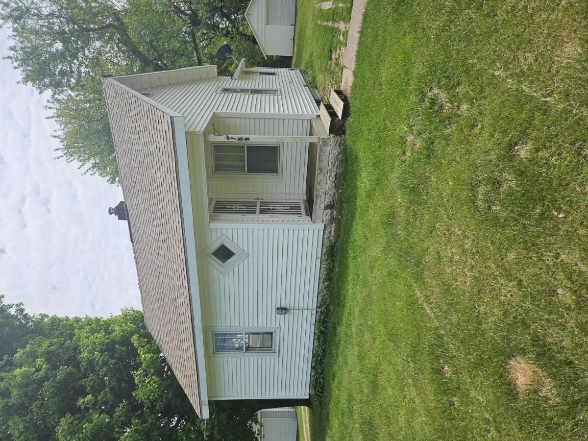 MLS #25025325 img 0