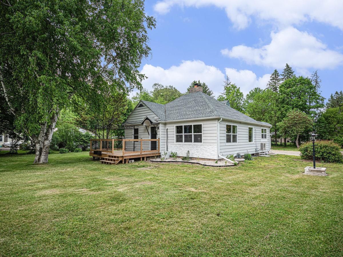 MLS #25026486 img 0