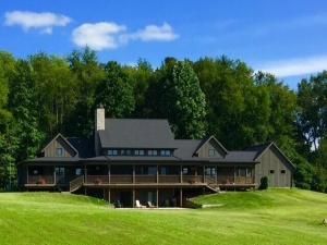MLS #25027222 img 0