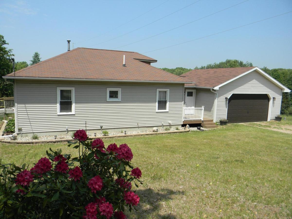 MLS #25027835 img 0