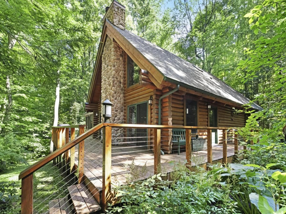 MLS #25038548 img 0