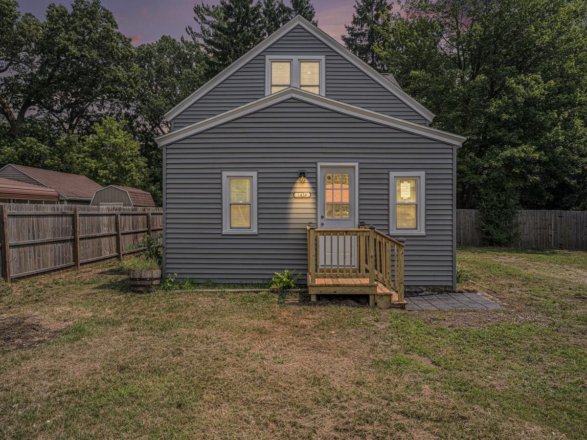 MLS #25038632 img 0