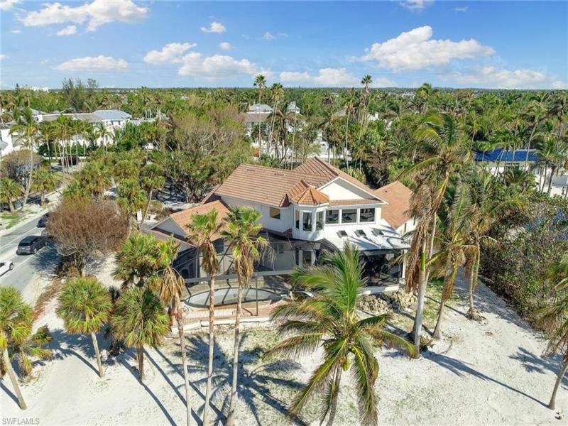 Gulf Shore Boulevard Past Sales Luxury Homes & Condos in Gulf Shore Boulevard Naples FL.