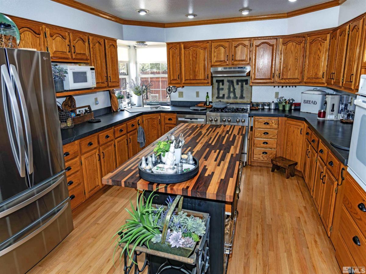 MLS #250004348 img 0