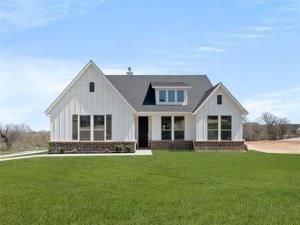 MLS #20702695 img 0