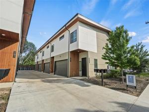 MLS #20704532 img 0