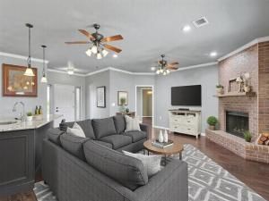 MLS #20742609 img 0