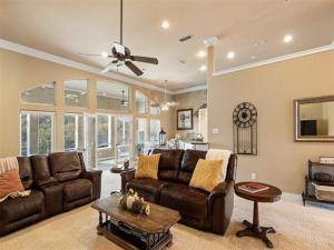MLS #20758973 img 0