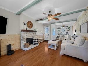 MLS #20860750 img 0