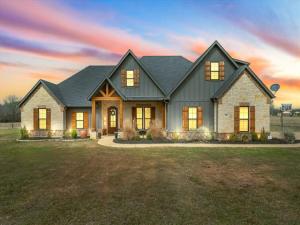 MLS #20867338 img 0