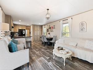 MLS #20869830 img 0