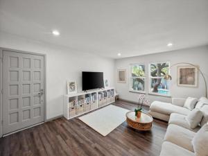 MLS #20881047 img 0