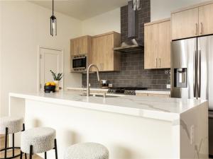 MLS #20890458 img 0