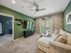 MLS #20892216 img 0