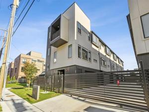 MLS #20907792 img 0