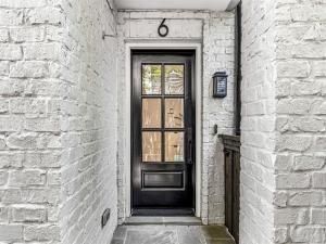 MLS #20914975 img 0