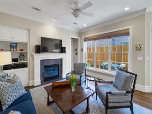 MLS #20926597 img 0