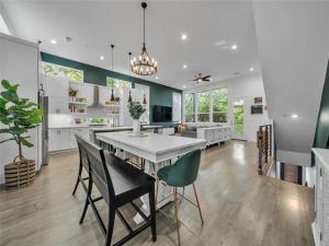 MLS #20928930 img 0