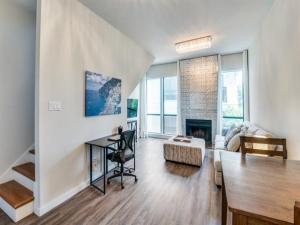 MLS #20933608 img 0