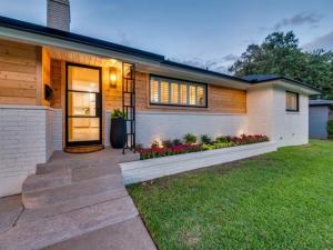 MLS #20936697 img 0